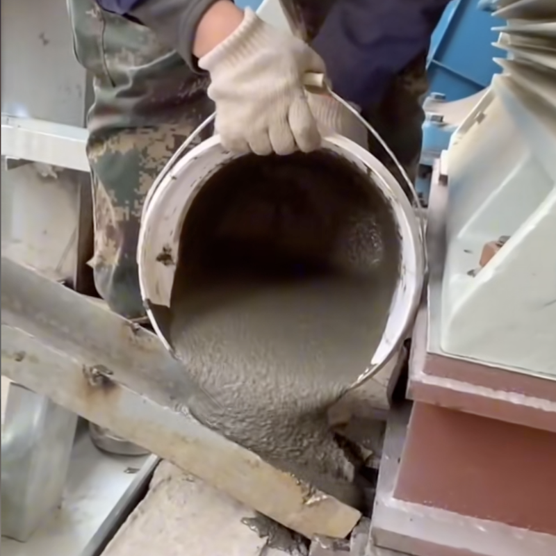 河池旧混凝土基面需要怎么处理才能灌浆？